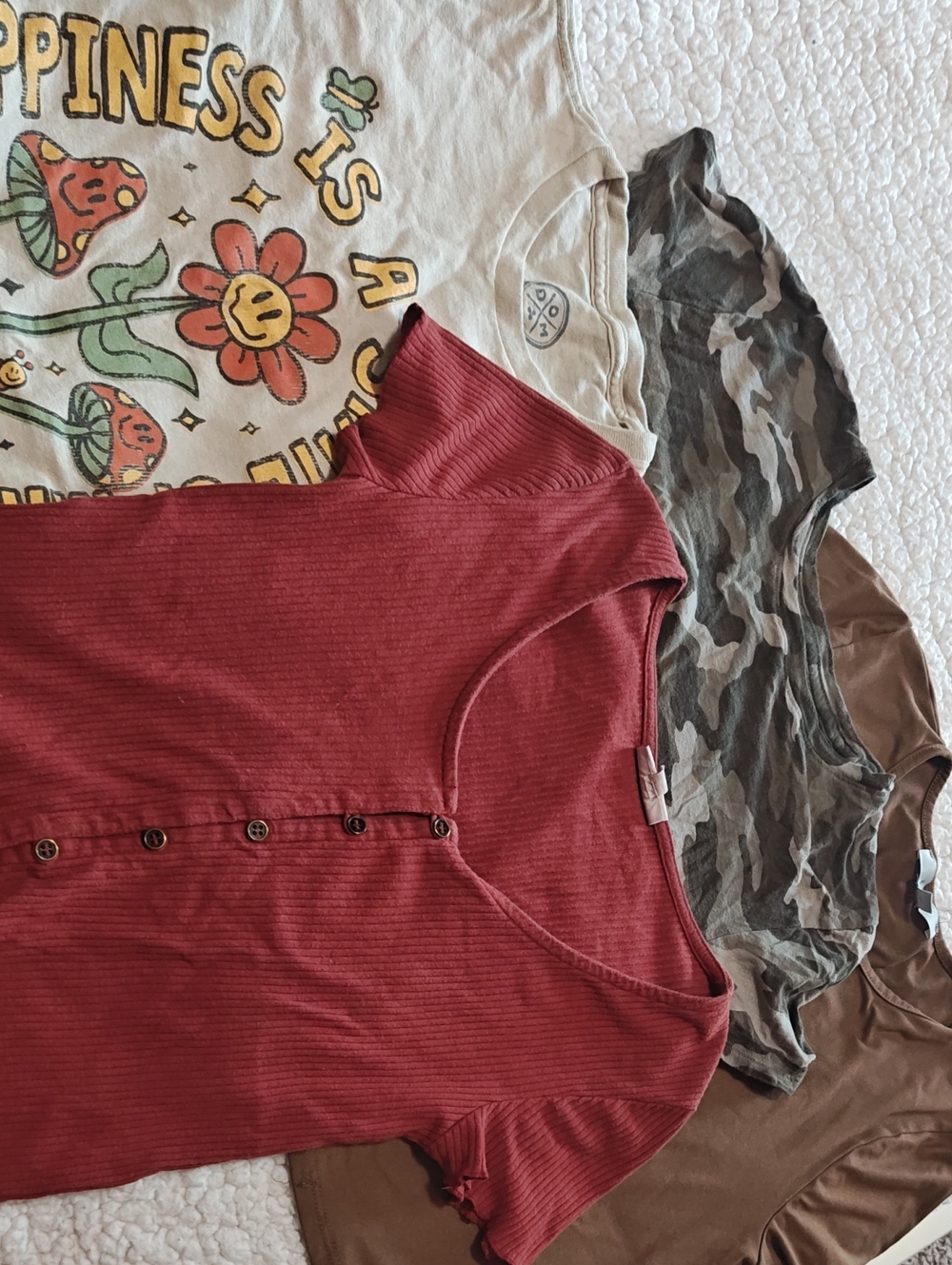 T Shirt Bundle- 4 Tops! Women's Ribbed Button-Front Top - Rust Red, Cream, Green